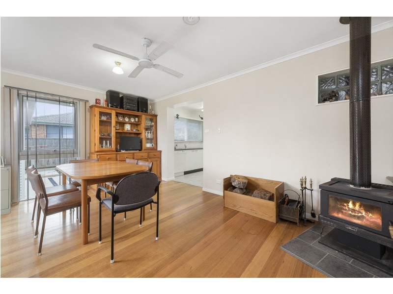 19 Pengilley Avenue, Apollo Bay VIC 3233