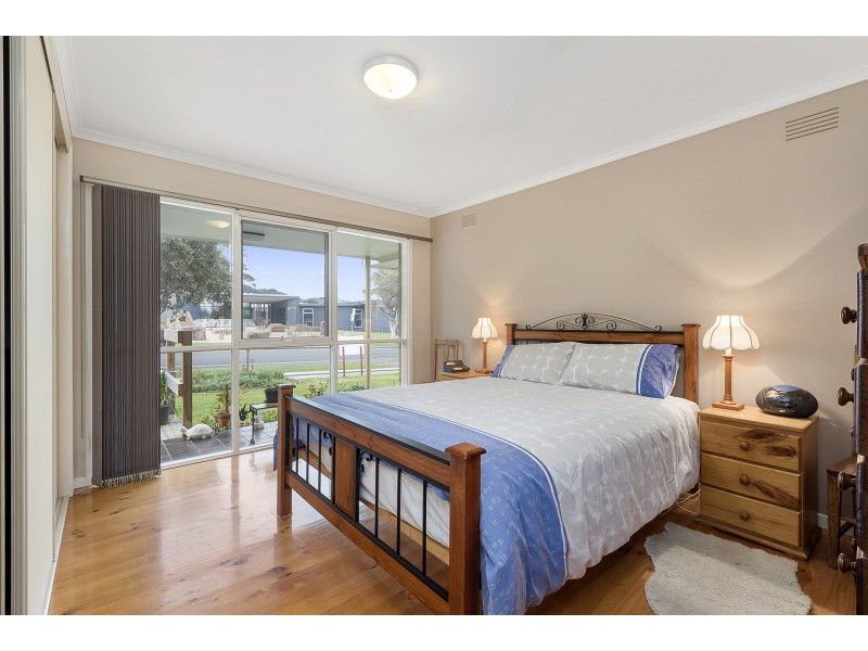 19 Pengilley Avenue, Apollo Bay VIC 3233