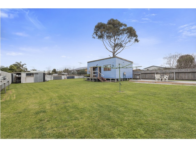 19 Pengilley Avenue, Apollo Bay VIC 3233