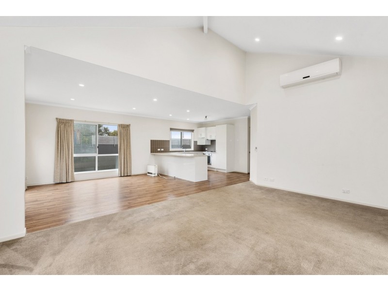 20 Seymour Crescent, Apollo Bay VIC 3233