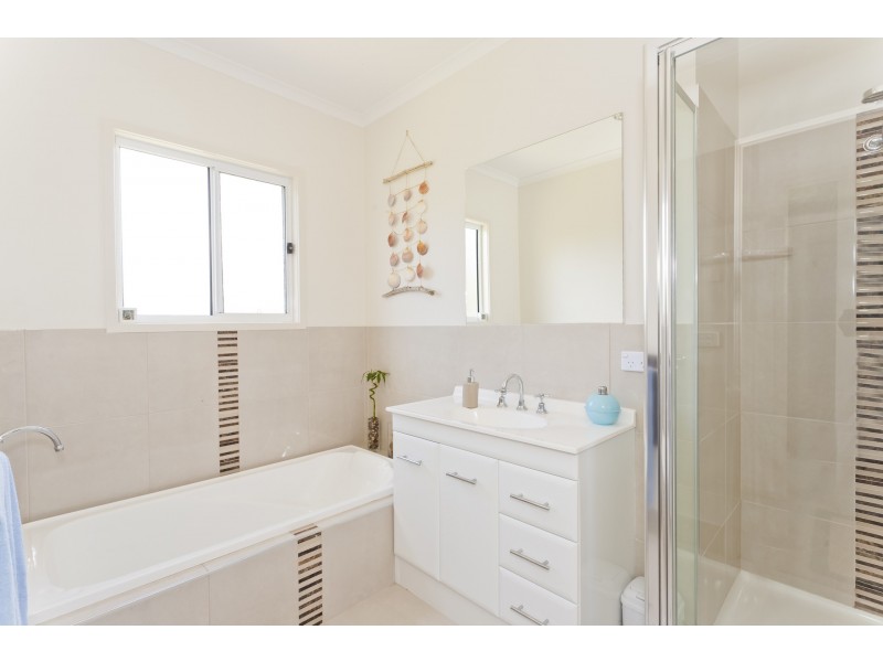 20 Seymour Crescent, Apollo Bay VIC 3233