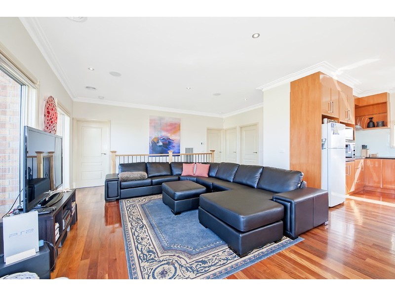 16 Joyce Street, Apollo Bay VIC 3233