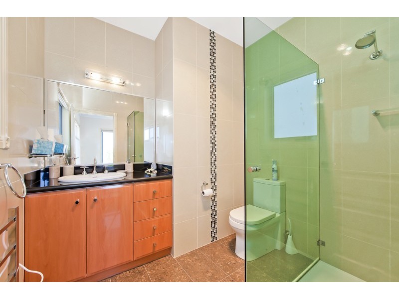 16 Joyce Street, Apollo Bay VIC 3233