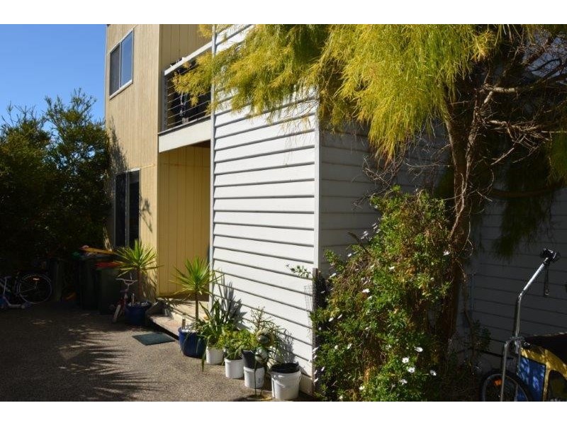 11 Seaview Drive, Apollo Bay VIC 3233