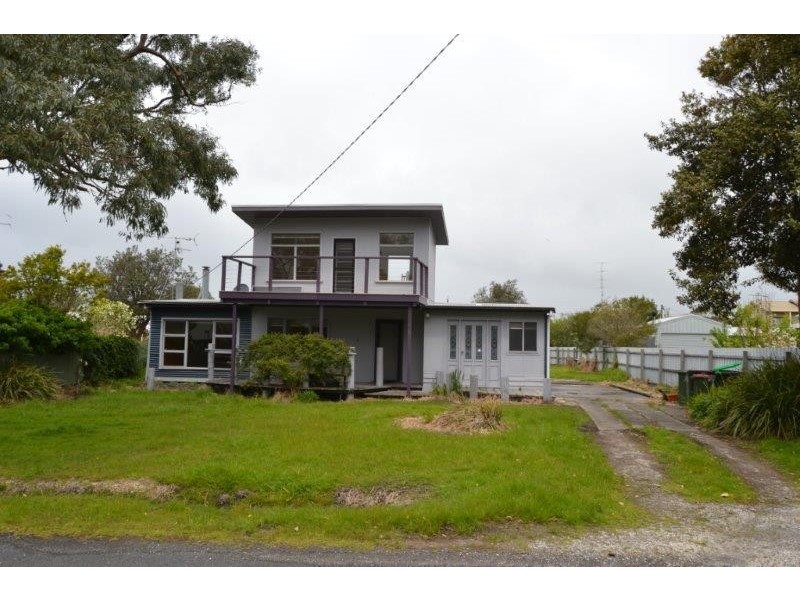 9 Ramsden Avenue, Apollo Bay VIC 3233