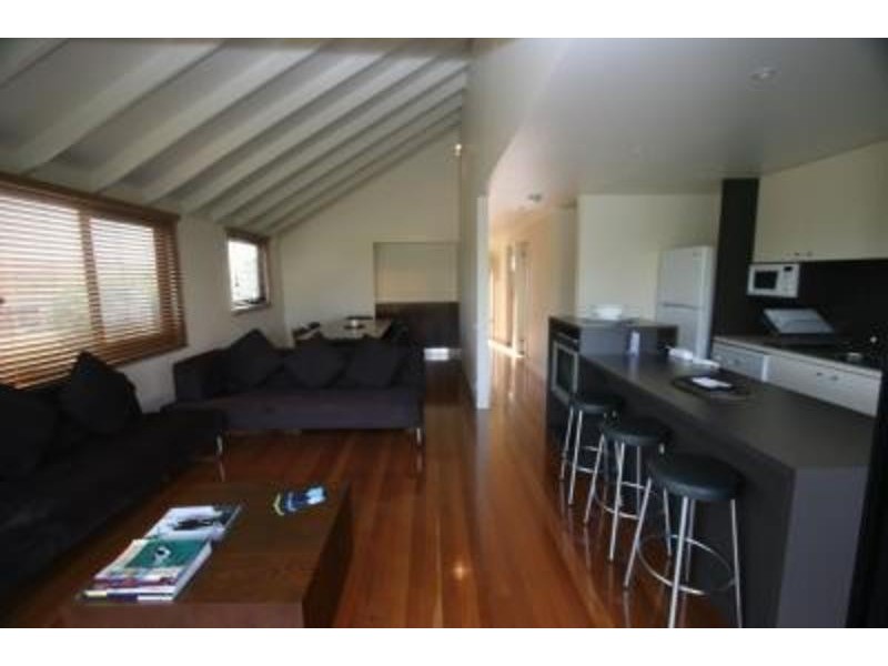 2-6 McCue Street (Port Campbell), Apollo Bay VIC 3233