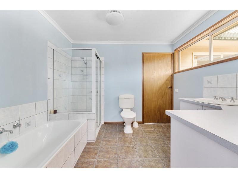 23 Thomson Street, Apollo Bay VIC 3233