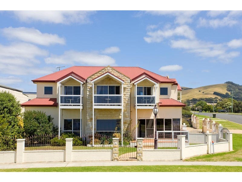 175  Great Ocean Road, Apollo Bay VIC 3233