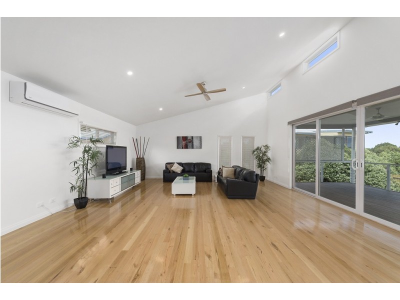 14 Dolphin Court, Apollo Bay VIC 3233