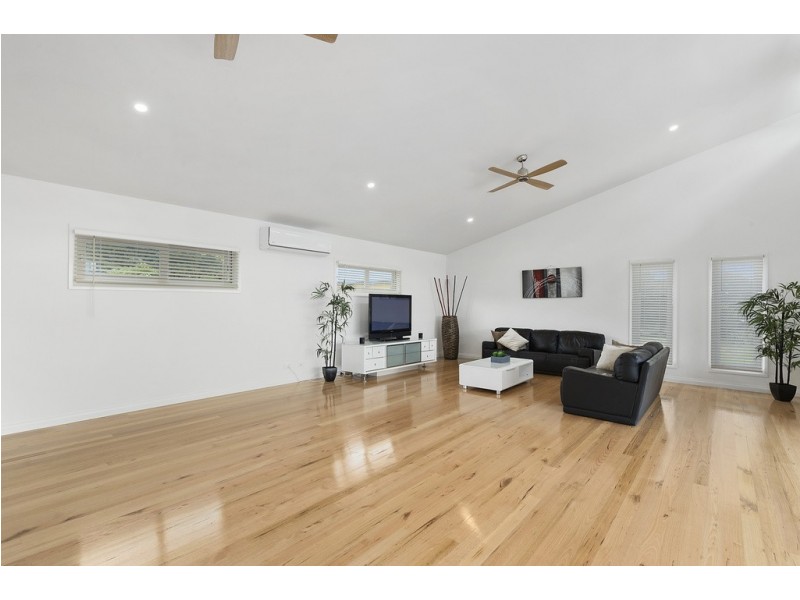 14 Dolphin Court, Apollo Bay VIC 3233