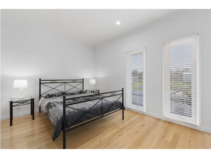 14 Dolphin Court, Apollo Bay VIC 3233