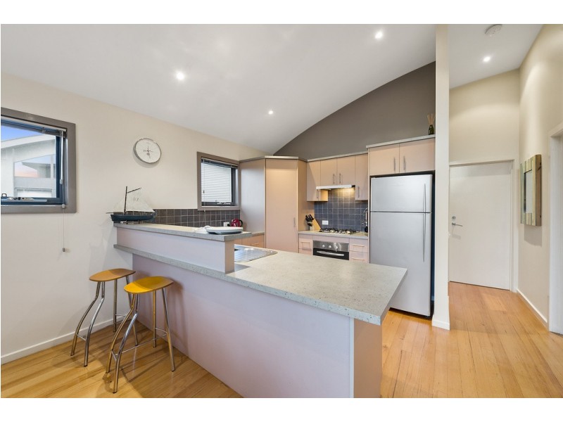 2/10 Noel Street, Apollo Bay VIC 3233