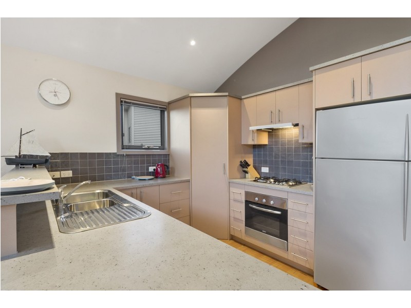 2/10 Noel Street, Apollo Bay VIC 3233