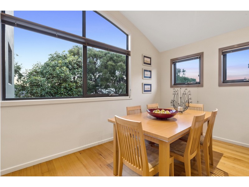 2/10 Noel Street, Apollo Bay VIC 3233