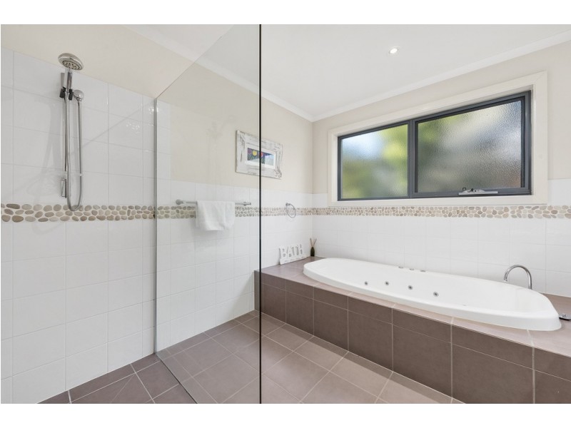 2/10 Noel Street, Apollo Bay VIC 3233