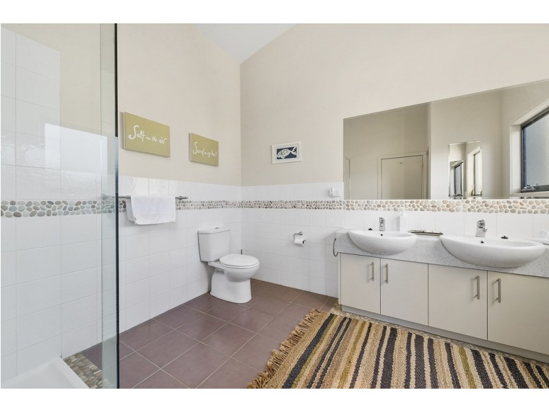 2/10 Noel Street, Apollo Bay VIC 3233