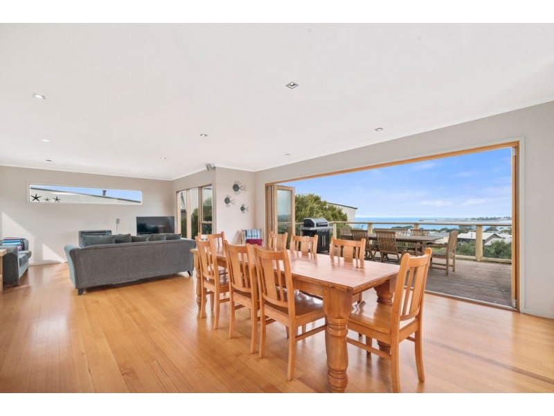 29 Marriners Lookout Road, Apollo Bay VIC 3233