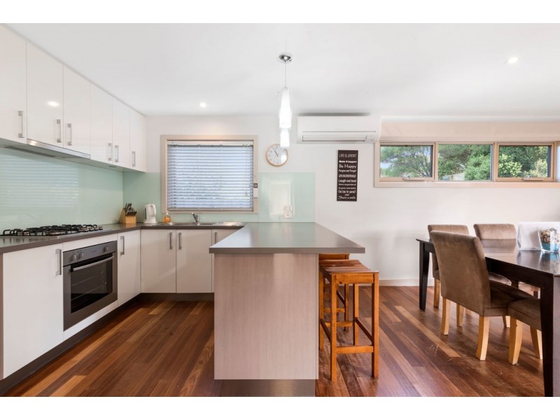 2/37 Thomson Street, Apollo Bay VIC 3233