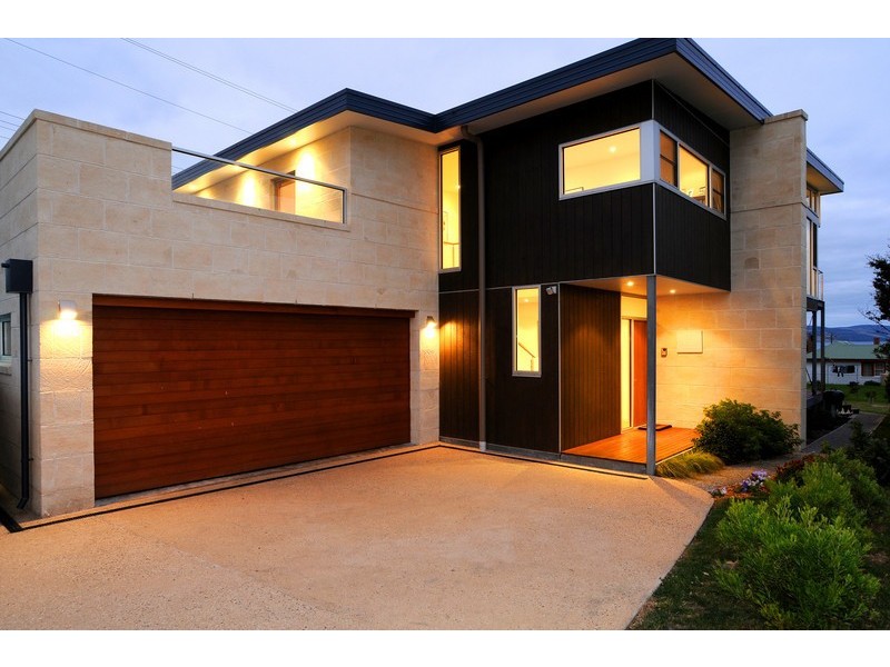 6 Marengo Crescent, Marengo VIC 3233