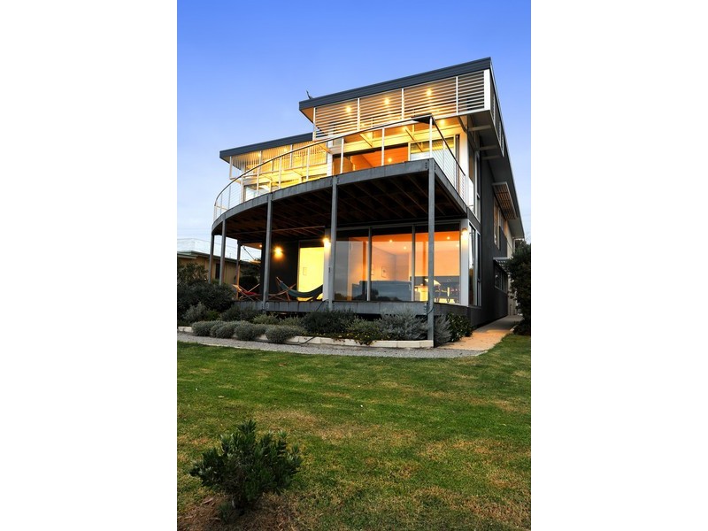 6 Marengo Crescent, Marengo VIC 3233