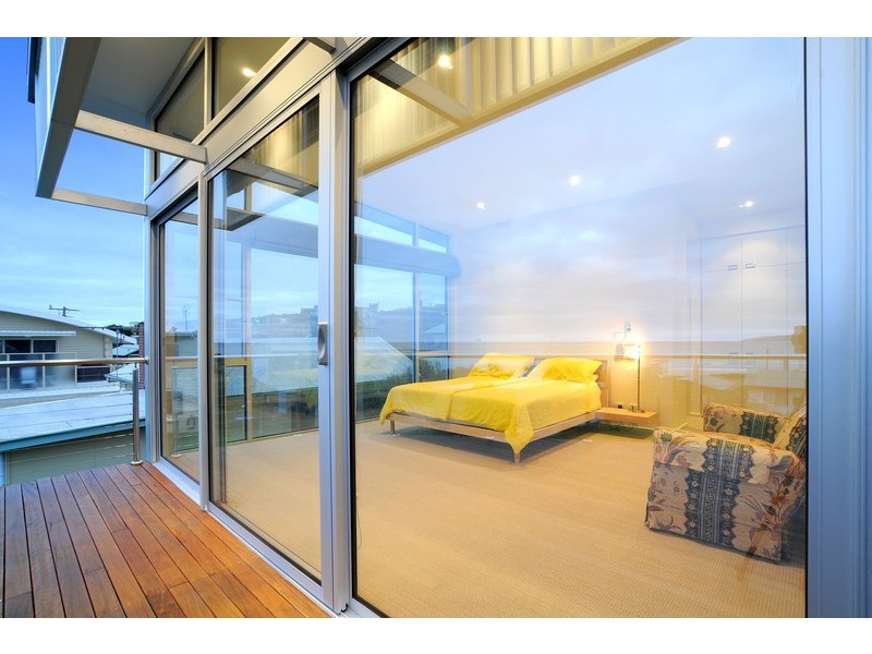 6 Marengo Crescent, Marengo VIC 3233