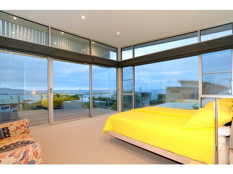 6 Marengo Crescent, Marengo VIC 3233
