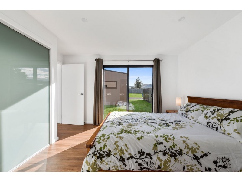 2/14 Noel Street, Apollo Bay VIC 3233