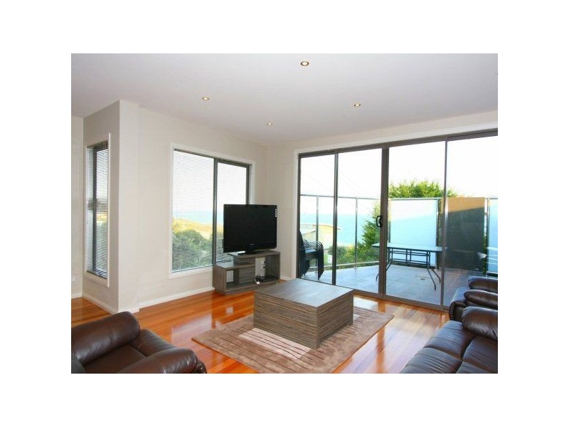 2/25 Surf Avenue, Skenes Creek VIC 3233