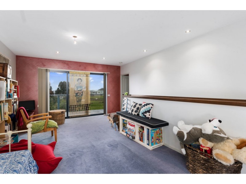 18 Scenic Drive, Apollo Bay VIC 3233