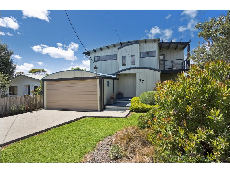 17 Surf Avenue, Apollo Bay VIC 3233