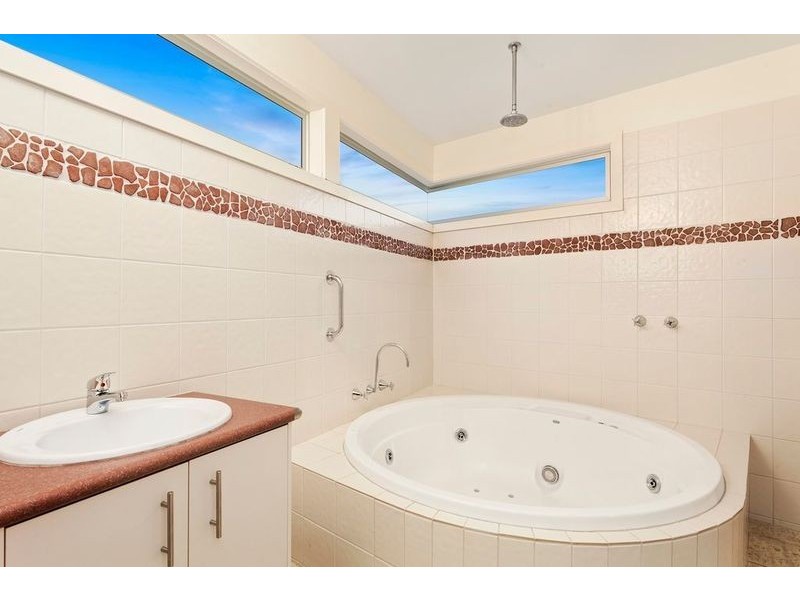 9A Diana Street, Apollo Bay VIC 3233