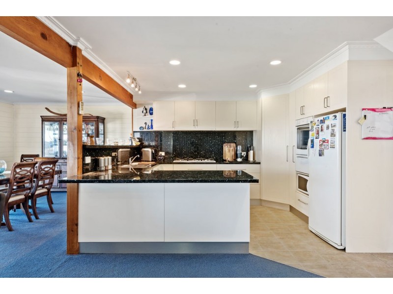 4 Karlson Street, Skenes Creek VIC 3233