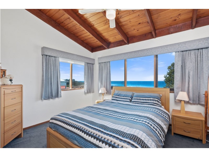 4 Karlson Street, Skenes Creek VIC 3233