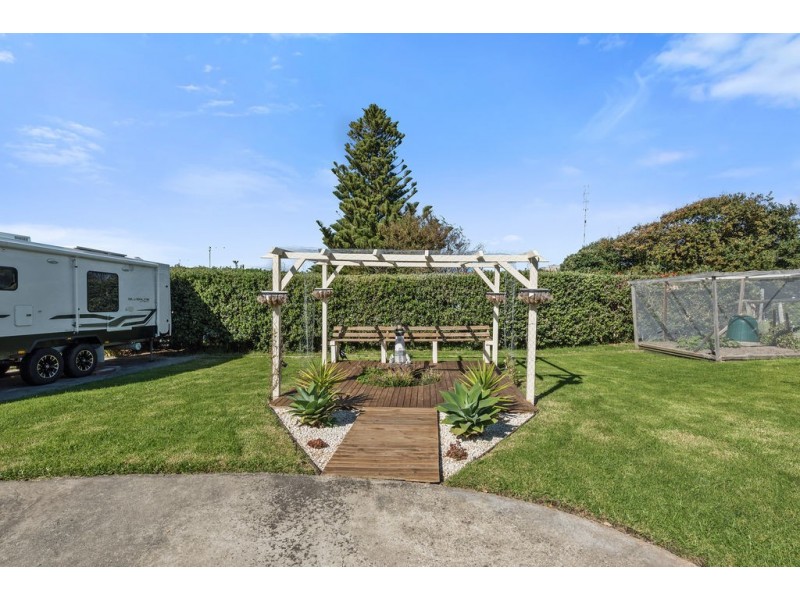 4 Karlson Street, Skenes Creek VIC 3233