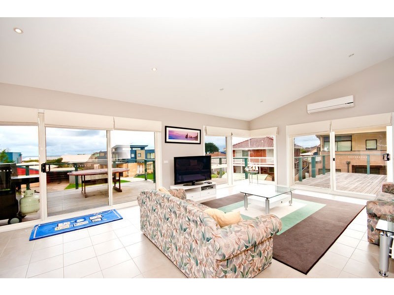 1 Jillian Road, Apollo Bay VIC 3233