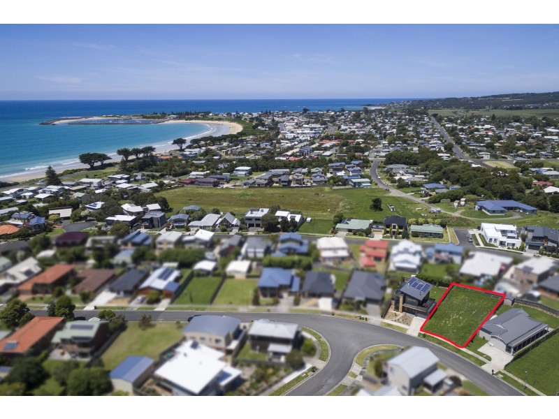 33 Joyce Street, Apollo Bay VIC 3233