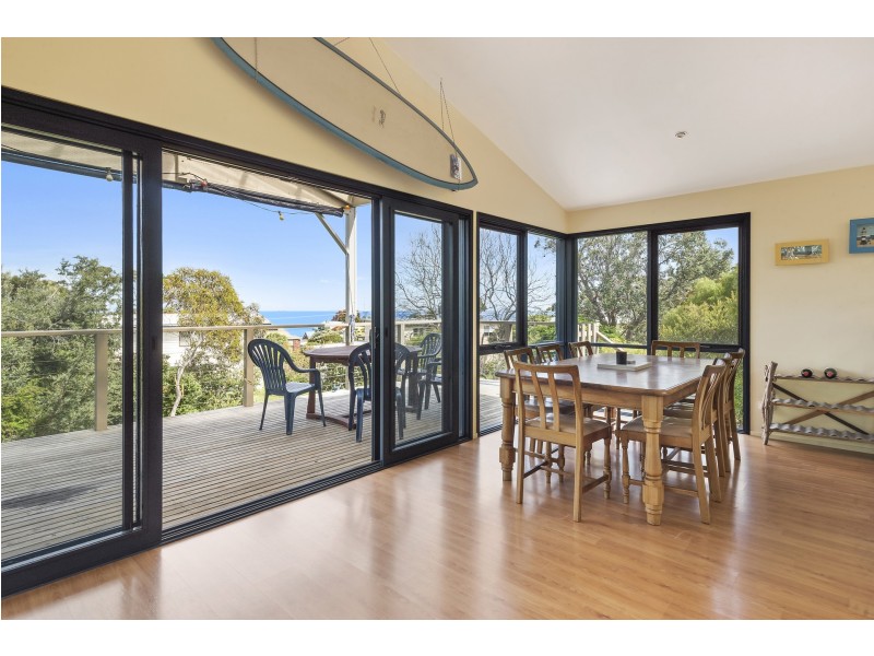17 Point Avenue, Skenes Creek VIC 3233