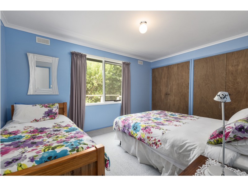 17 Point Avenue, Skenes Creek VIC 3233