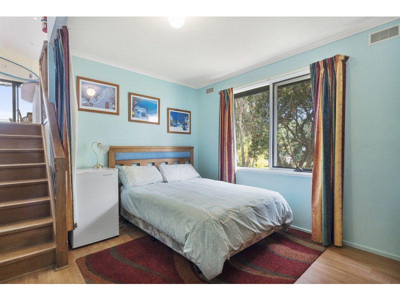 17 Point Avenue, Skenes Creek VIC 3233
