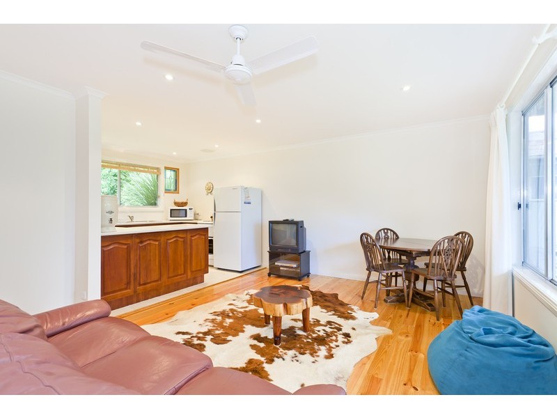 22 Point Avenue, Skenes Creek VIC 3233
