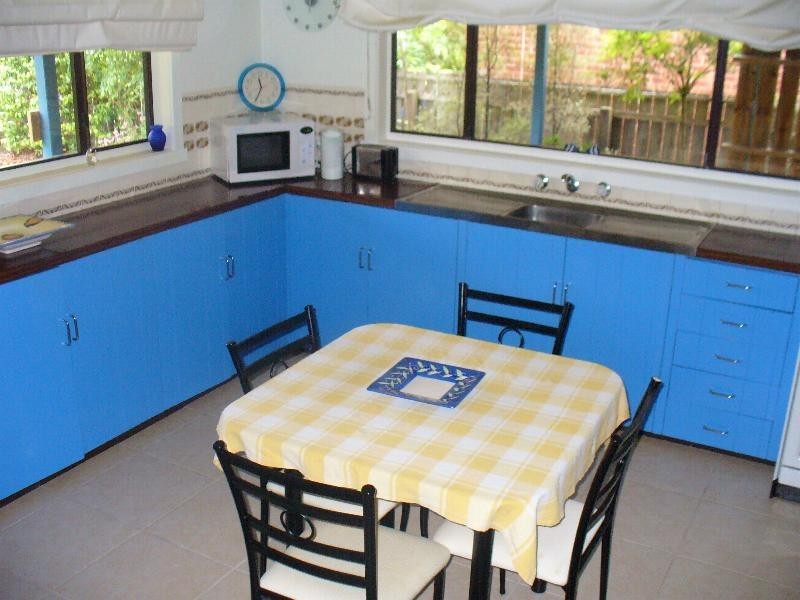 8 Barrand Street, Apollo Bay VIC 3233