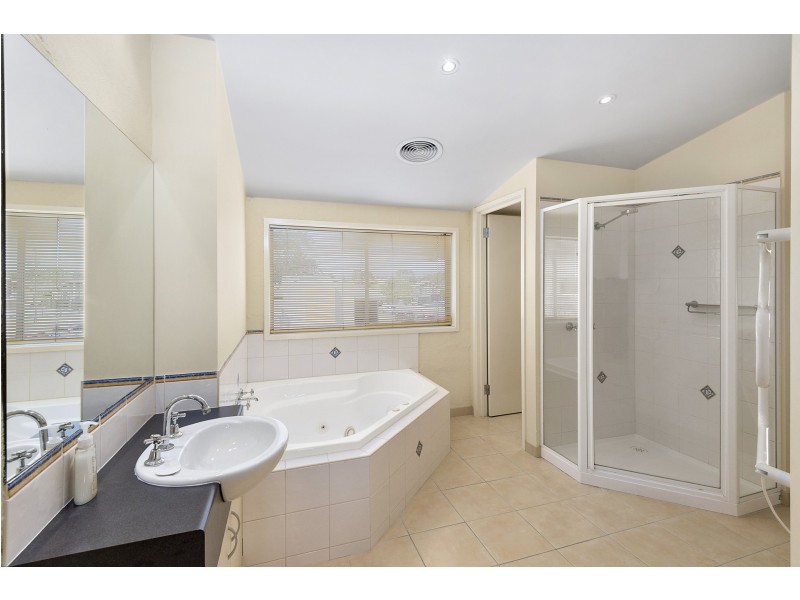 12/2 Hardy Street, Apollo Bay VIC 3233