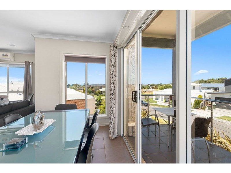 32 Scenic Drive, Apollo Bay VIC 3233