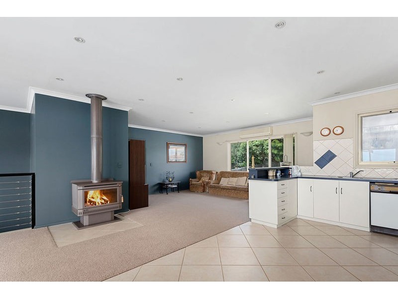 12 Mitchell Court, Apollo Bay VIC 3233