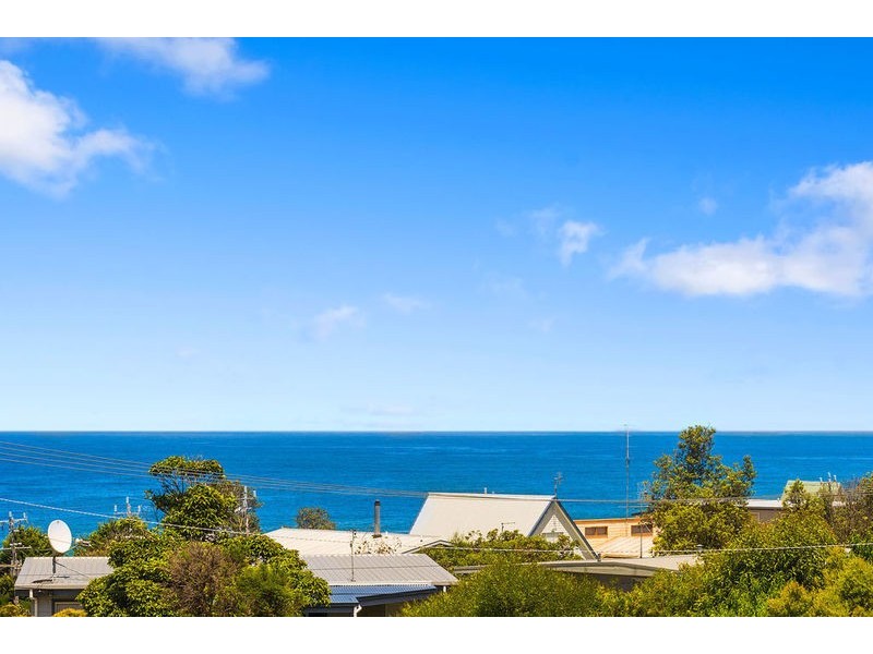 9 Bass Crescent, Skenes Creek VIC 3233