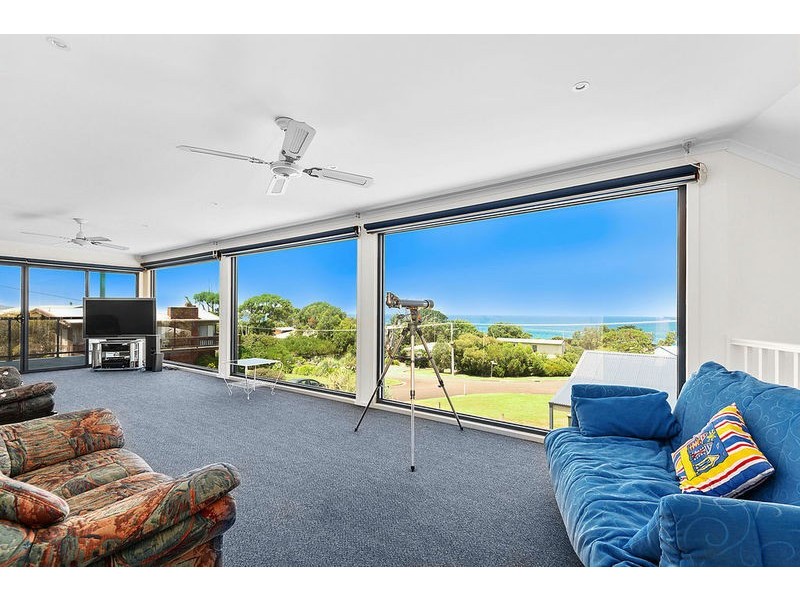 9 Bass Crescent, Skenes Creek VIC 3233