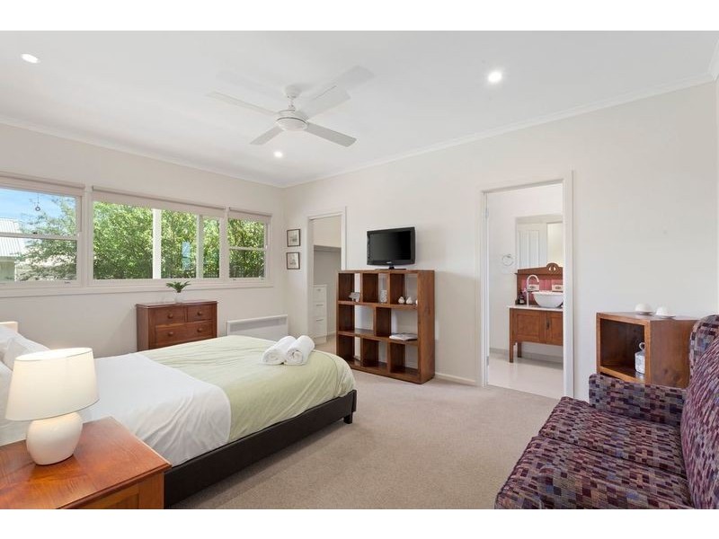 9 Diana Street, Apollo Bay VIC 3233