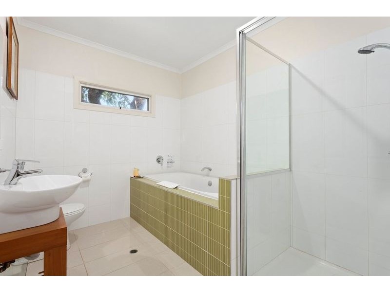 9 Diana Street, Apollo Bay VIC 3233