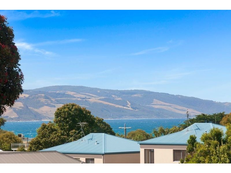 9 Diana Street, Apollo Bay VIC 3233