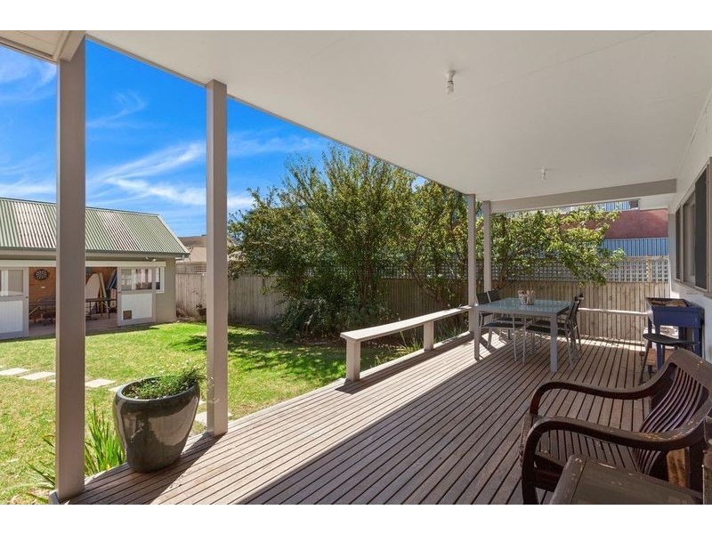 9 Diana Street, Apollo Bay VIC 3233
